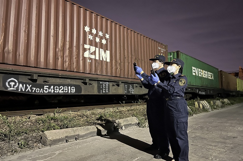 创下多个“首次” 海关助力广州中欧班列跑出“加速度”（图）